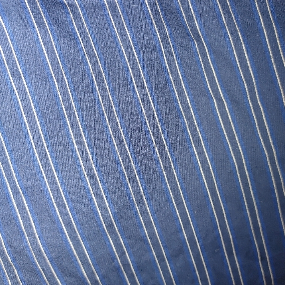 Van Heusen Blue Striped Men's Button Up Shirt, Size XL - Picture 5 of 6
